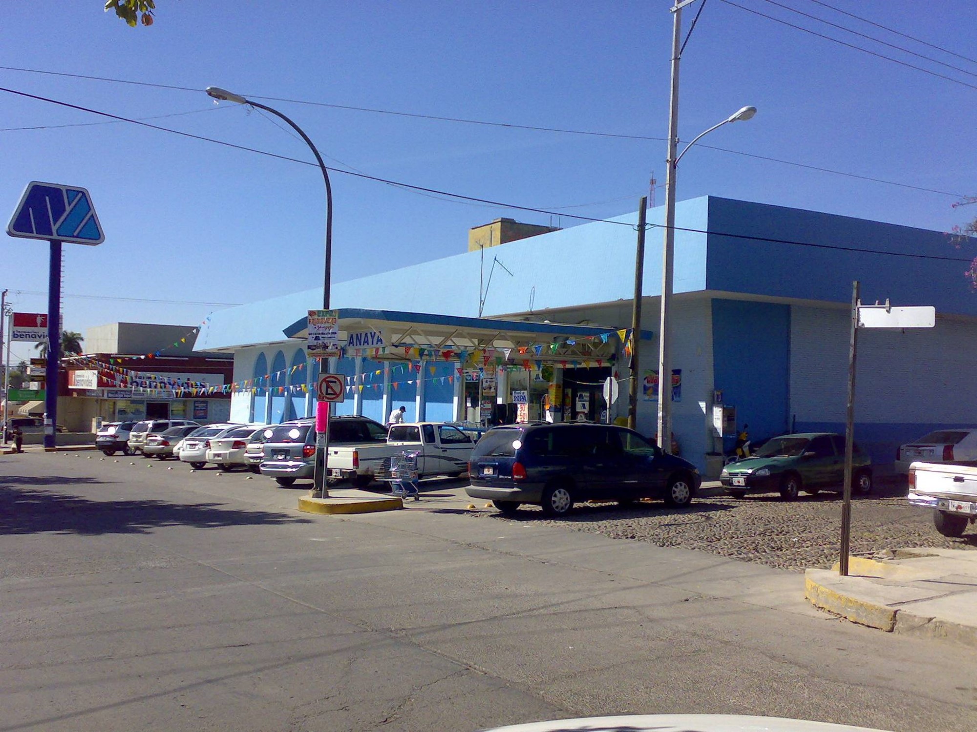 Proyecto comercial con estructura de acero